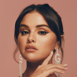 Selena Gomez with clean, natural makeup